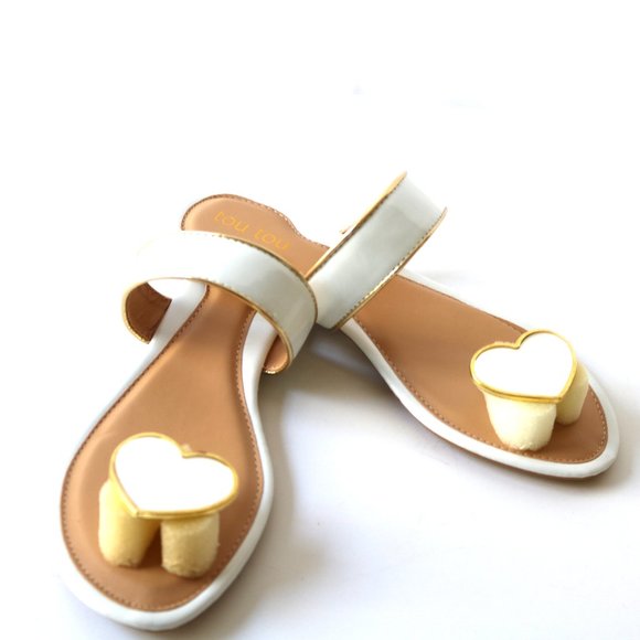 Tou Tou Sweetheart Sandals - Picture 2 of 8